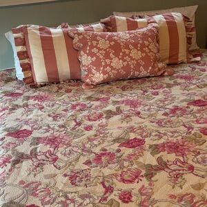 Pine Cone Hill Pink and Cream Floral Quilt Set